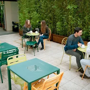Albergue Pere Tarres, Barcelona